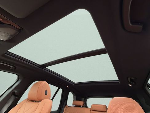 New 2026 BMW X5 sDrive40i image 16