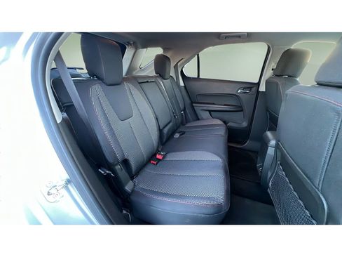 Used 2017 Chevrolet Equinox LT w/ Convenience Package image 30