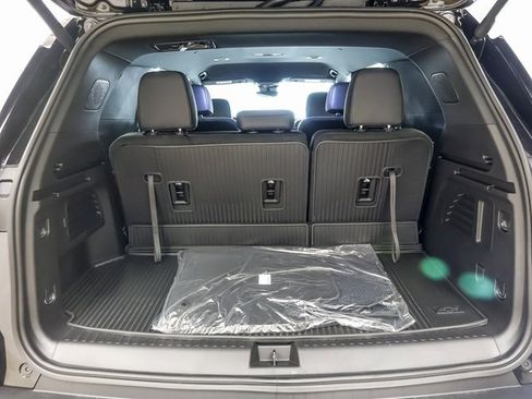 New 2026 Chevrolet Traverse Z71 w/ Driver Confidence Package image 24
