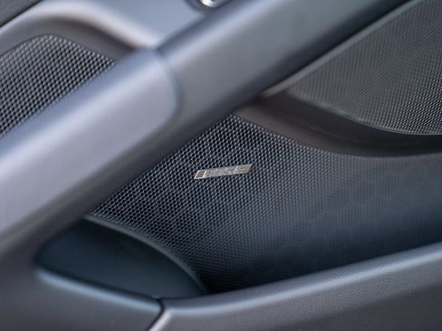 Used 2025 Porsche 718 Cayman image 11