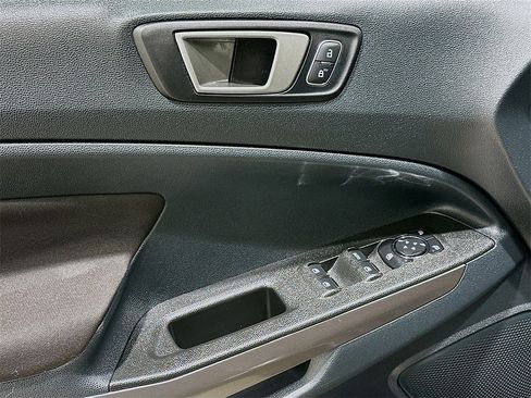 Used 2021 Ford EcoSport SE image 17