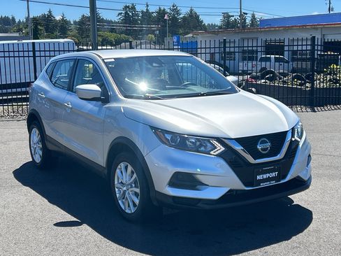 Used 2021 Nissan Rogue Sport S AWD/4WD image 2