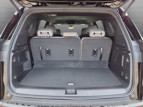 New 2026 GMC Acadia Elevation AWD/4WD image 28