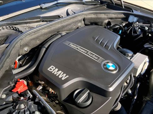 Used 2016 BMW 528i Sedan image 31