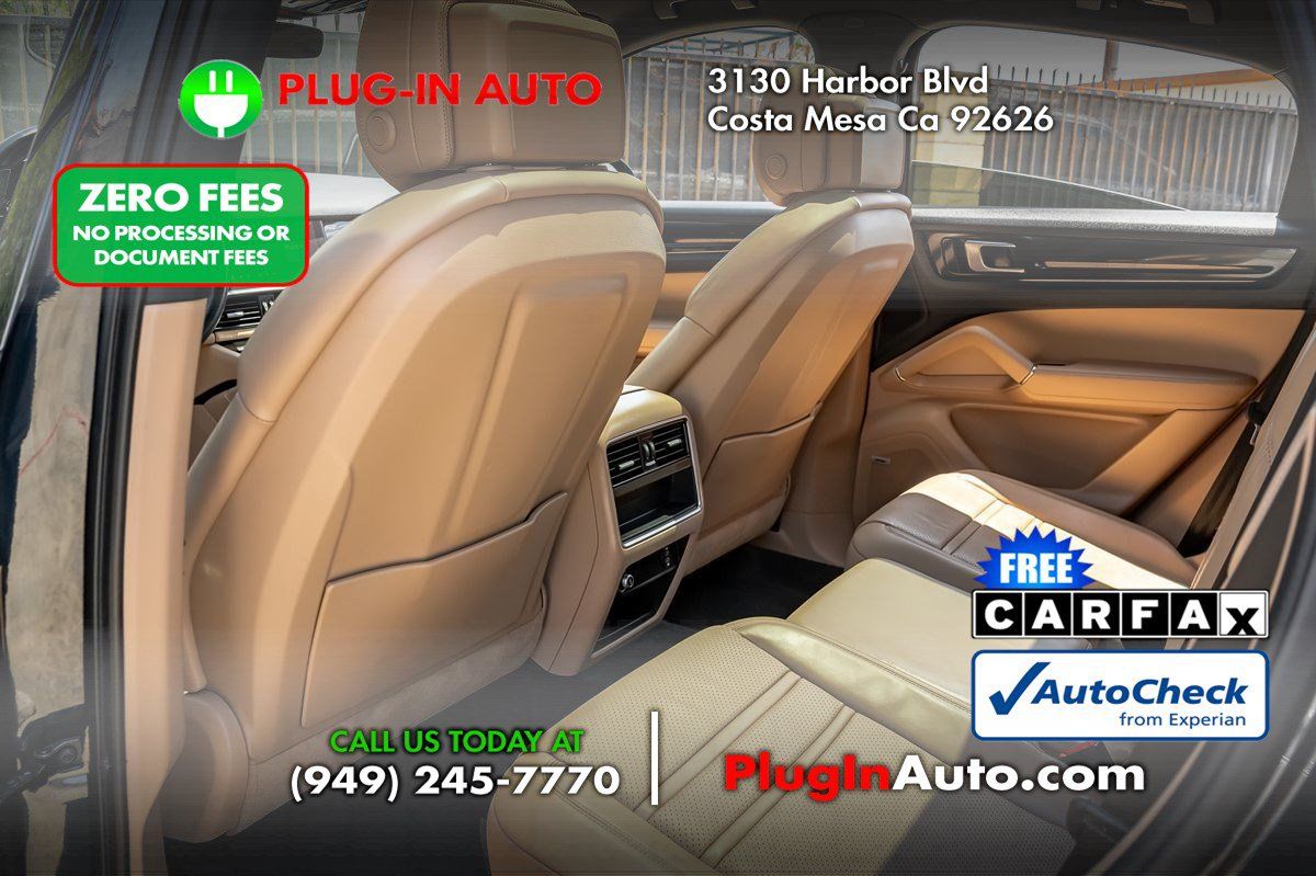 Used 2021 Porsche Cayenne E-Hybrid Coupe AWD/4WD image 10