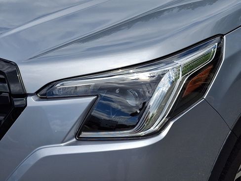 Certified 2023 Subaru Forester Premium AWD/4WD image 9