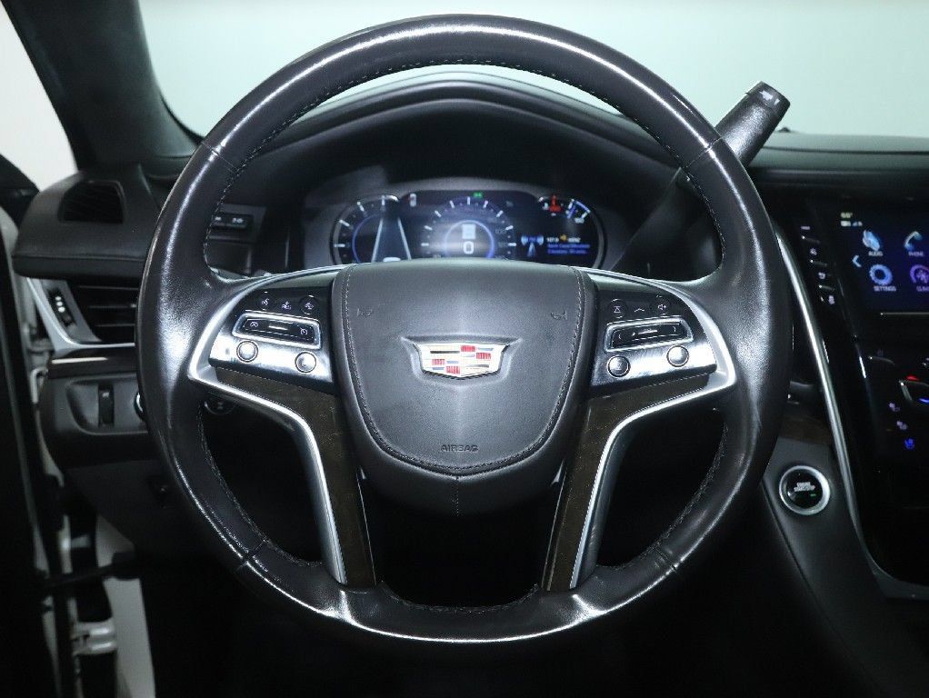 Used 2020 Cadillac Escalade Platinum AWD/4WD image 26