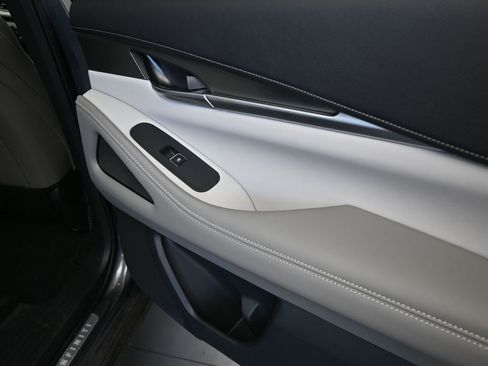 Used 2026 INFINITI QX60 Pure w/ Cargo Package image 21