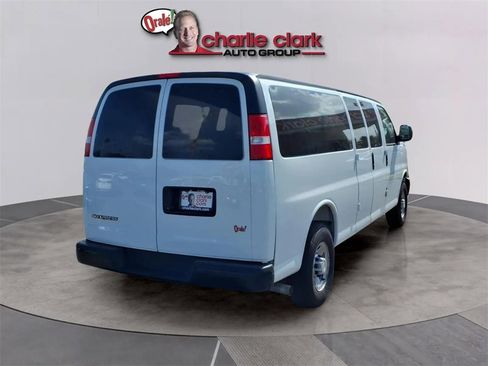 Used 2025 Chevrolet Express 3500 LS image 5