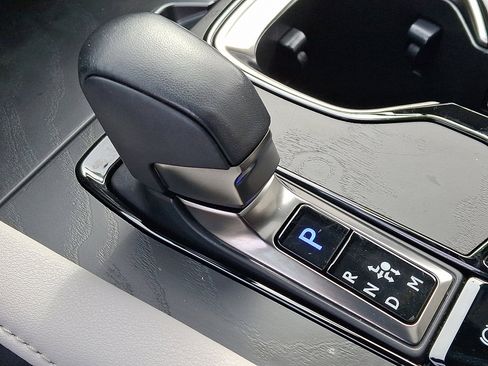 Certified 2024 Lexus RX 350 Premium w/ Accessory Package (Z1) image 17