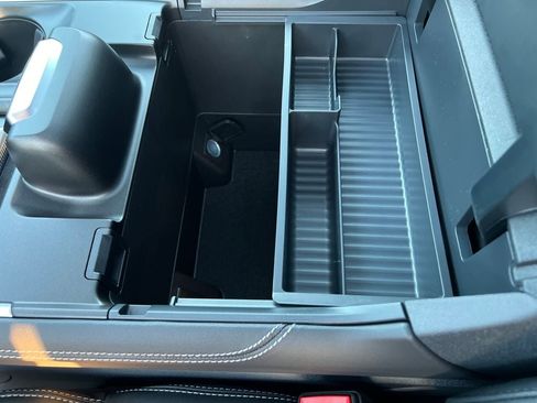 New 2026 Ford Expedition Platinum w/ Stealth Performance Package image 24