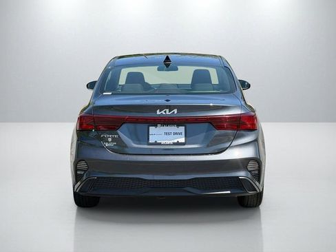 Certified 2024 Kia Forte LXS FWD image 6