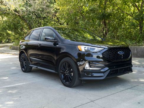 Used 2024 Ford Edge ST-Line AWD/4WD image 2