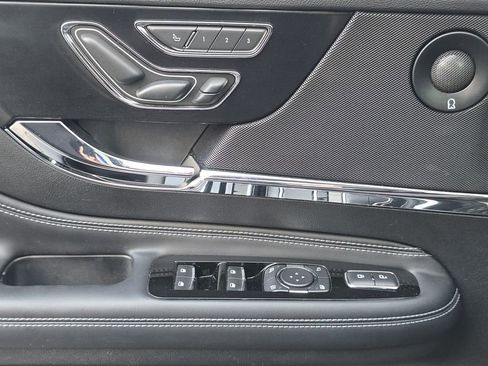 Used 2021 Lincoln Corsair Reserve w/ Equipment Group 201A image 16