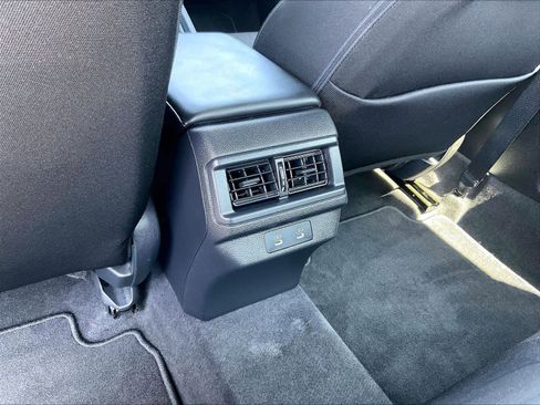 Used 2025 Honda Accord SE image 28