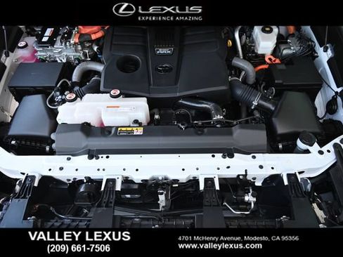 Used 2024 Toyota Sequoia Limited AWD/4WD image 22