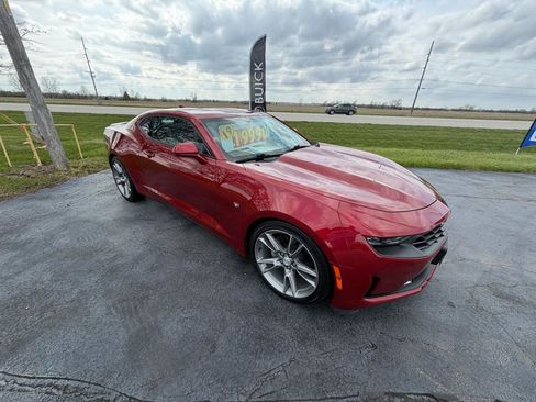 Used 2019 Chevrolet Camaro LT w/ RS Package image 6