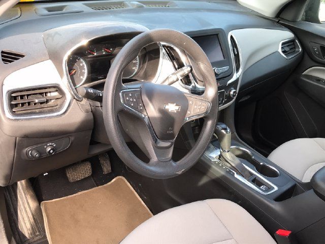 Used 2020 Chevrolet Equinox LS FWD image 4