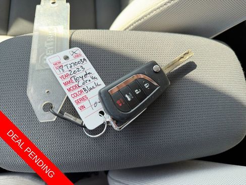 Used 2023 Toyota Corolla LE FWD image 31