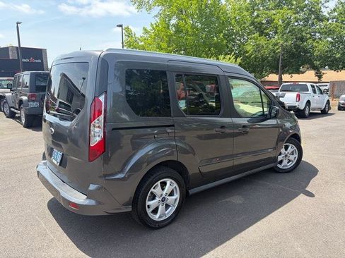 Used 2015 Ford Transit Connect XLT FWD image 4
