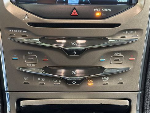 Used 2015 Lincoln MKX FWD w/ Equipment Group 102A image 38