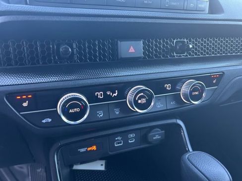 Used 2025 Honda CR-V EX image 23