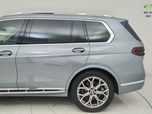 Used 2025 BMW X7 xDrive40i AWD/4WD image 10
