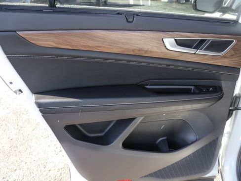 New 2026 Volkswagen Atlas SE image 30