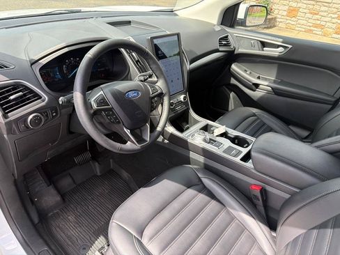 Used 2024 Ford Edge SEL w/ Convenience Package AWD/4WD image 11