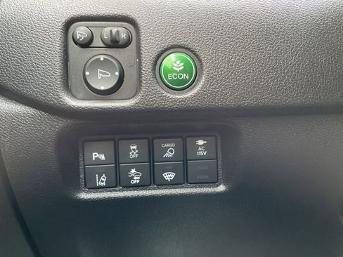 Certified 2025 Honda Ridgeline Black Edition image 26