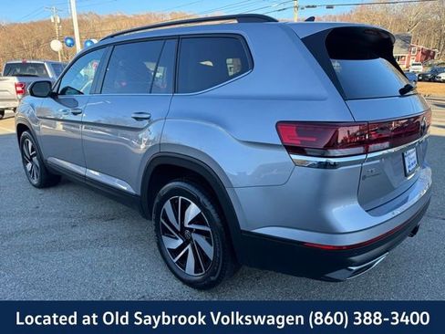 Certified 2024 Volkswagen Atlas SE image 7