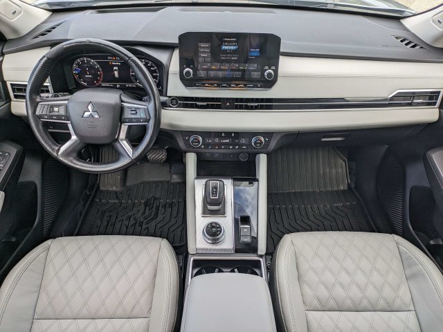 Used 2024 Mitsubishi Outlander SEL FWD image 16