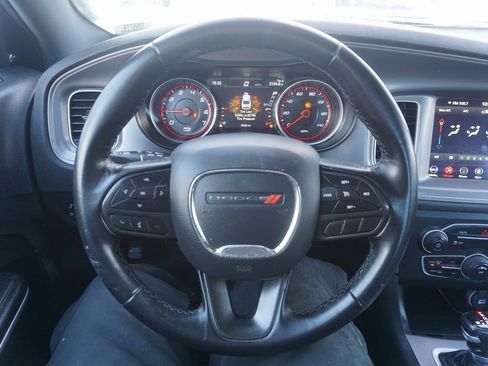 Used 2023 Dodge Charger SXT image 3