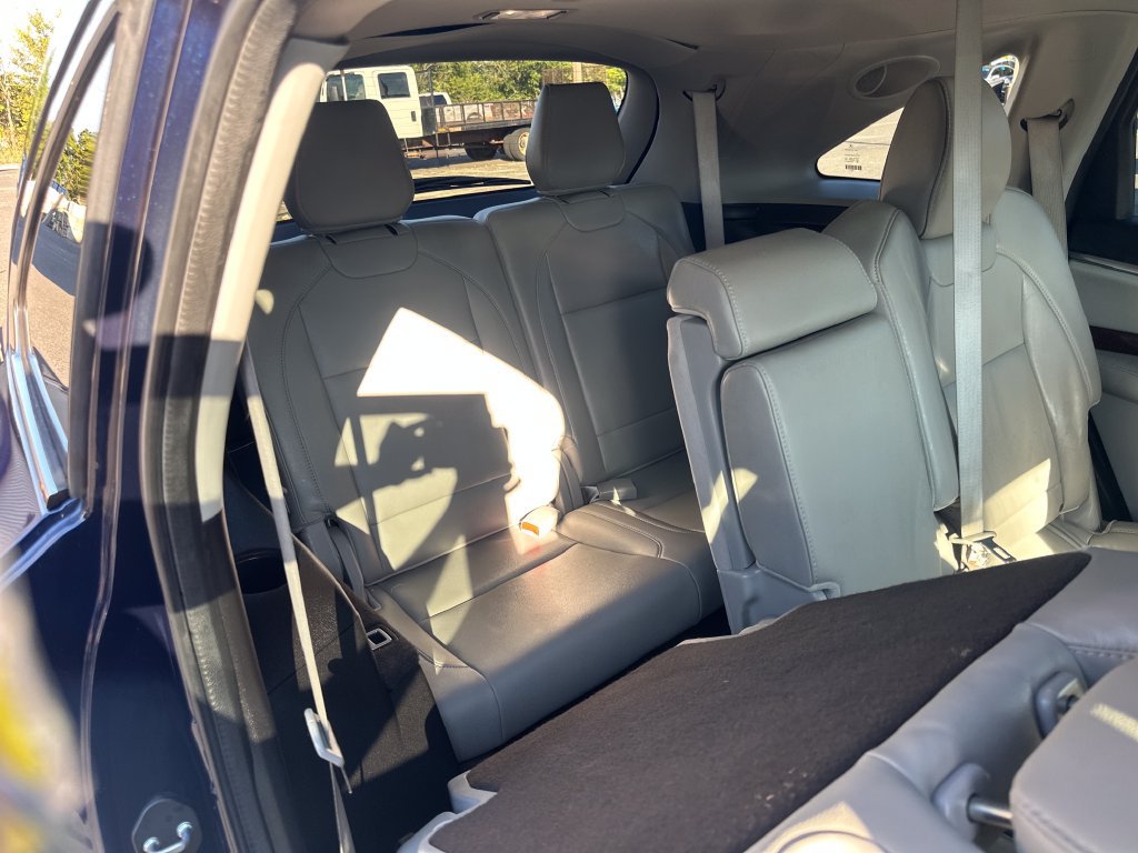Used 2017 Acura MDX w/ Technology Package AWD/4WD image 29