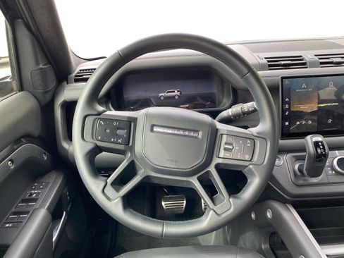 Used 2025 Land Rover Defender 110 X AWD/4WD image 15