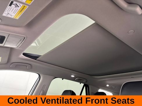 Used 2023 Honda Pilot Elite image 16