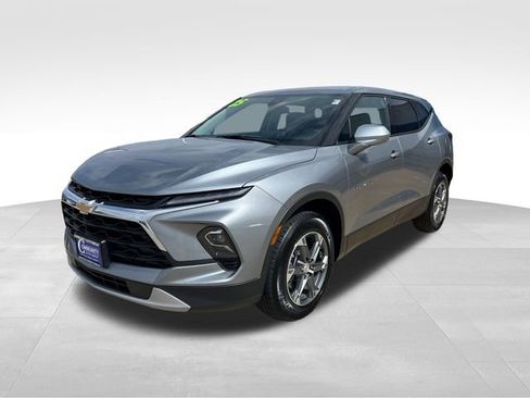 Used 2025 Chevrolet Blazer LT AWD/4WD image 1