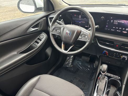 Used 2025 Buick Encore GX Preferred image 30
