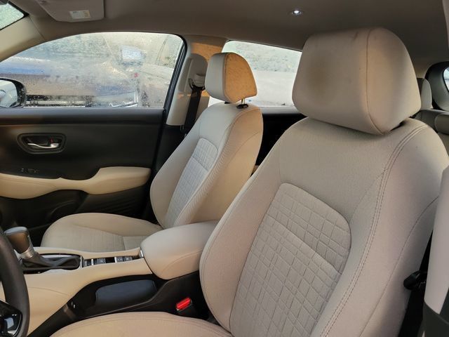 Used 2024 Honda HR-V LX image 8