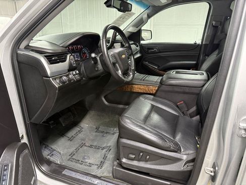 Used 2015 Chevrolet Suburban LTZ AWD/4WD image 12