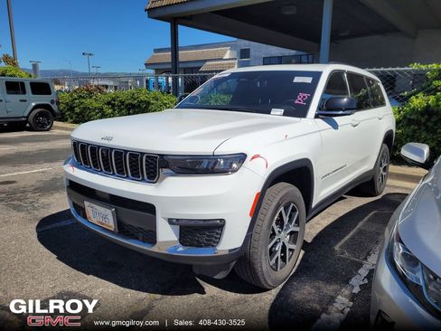 Used 2024 Jeep Grand Cherokee L Limited w/ Luxury Tech Group II image 1