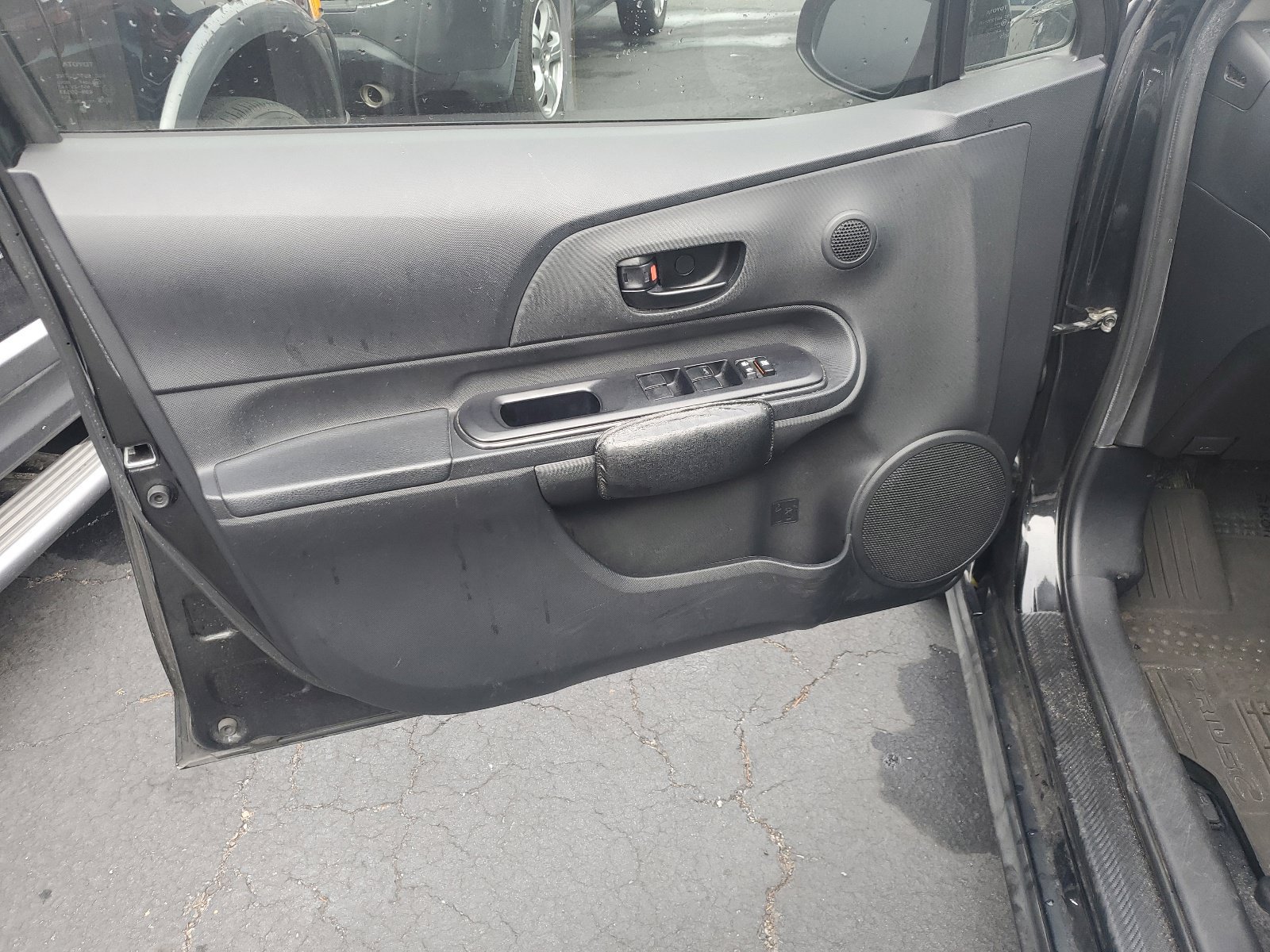 Used 2018 Toyota Prius C One w/ Carpet Mat Package FWD image 12