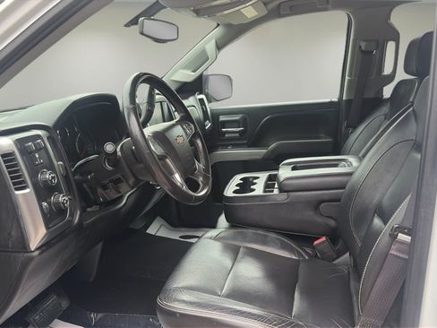 Used 2017 Chevrolet Silverado 1500 LT w/ Redline Edition AWD/4WD image 12