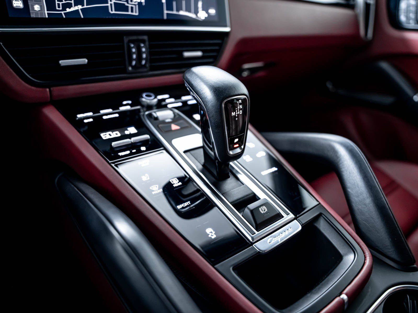 Certified 2023 Porsche Cayenne AWD/4WD image 20