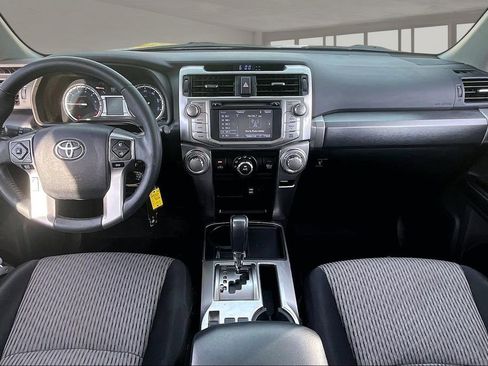 Used 2016 Toyota 4Runner SR5 RWD image 7