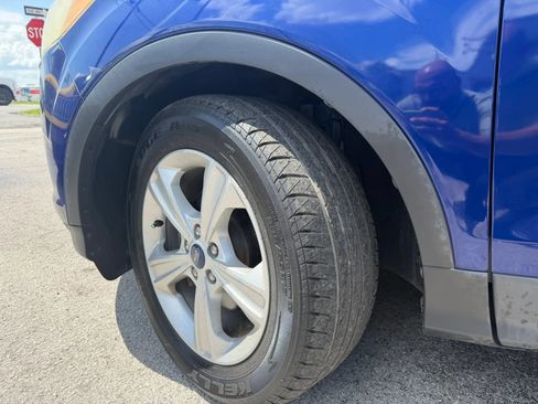 Used 2014 Ford Escape SE w/ Equipment Group 201A FWD image 16