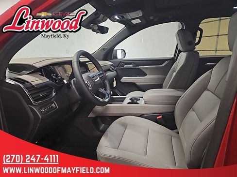 New 2026 GMC Acadia Elevation image 12