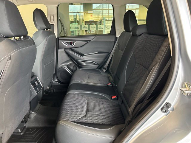 Used 2023 Subaru Forester Premium AWD/4WD image 24