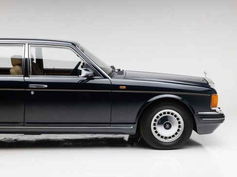 Used 1998 Rolls-Royce Silver Spur image 23