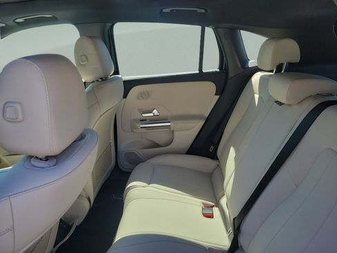 Certified 2026 Mercedes-Benz GLA 250 4MATIC image 6